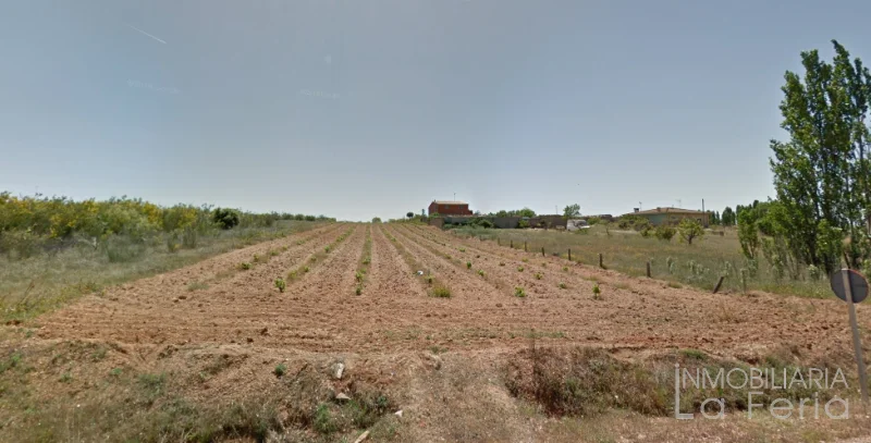 Finca rústica de cultivo cerca de Andavías