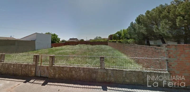 Finca urbana en el centro de Montamarta