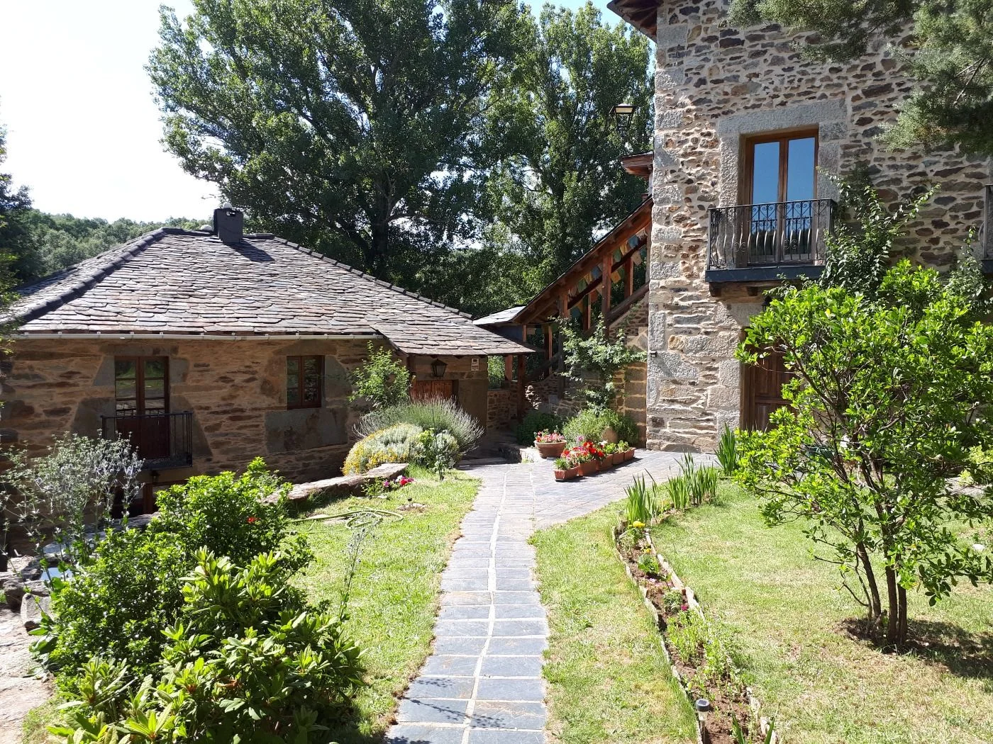 Molino restaurado con casa rural en Sanabria