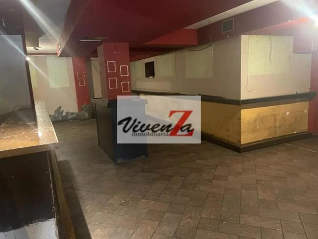 Local comercial en Centro, 155 m²
