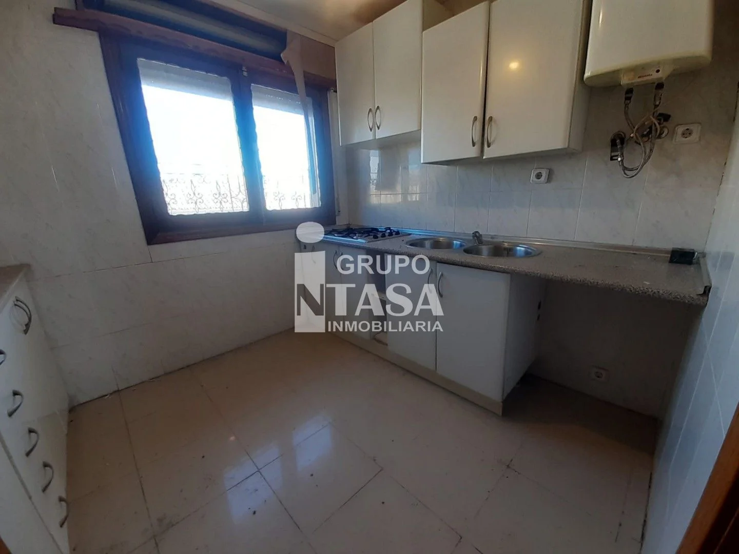 Casa céntrica en Carrascal de 190 m²