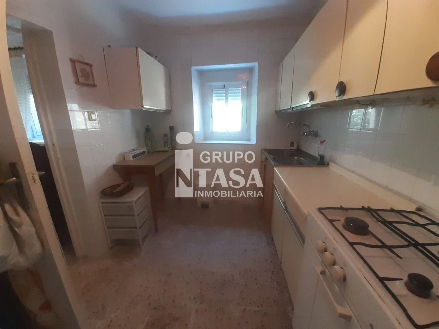 Casa para reformar en el centro de El Perdigon, 239 m²