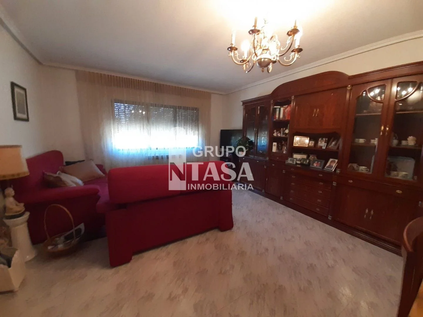 Chalet con gran parcela urbana