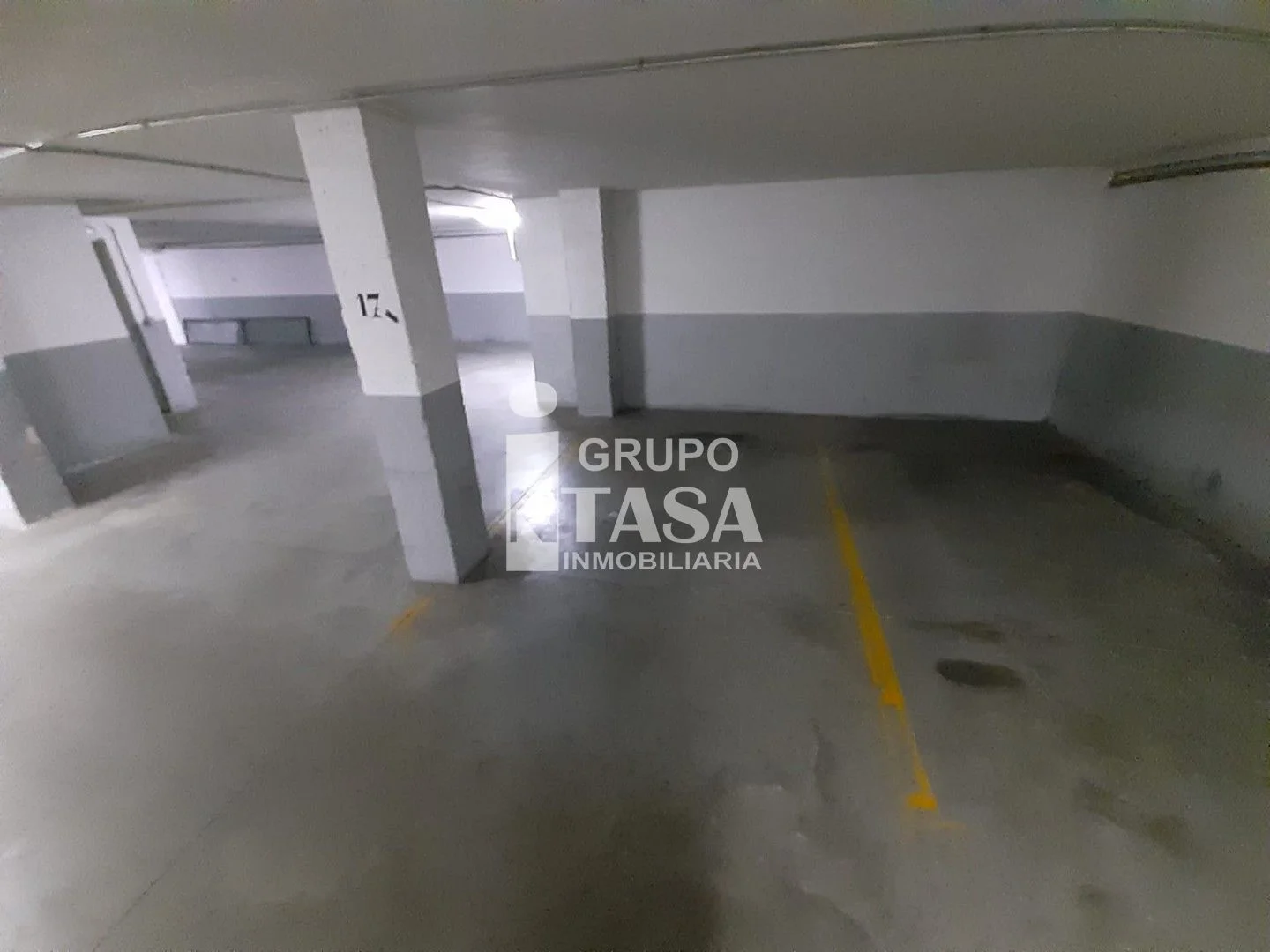 Plaza de garaje abierta en Los Bloques