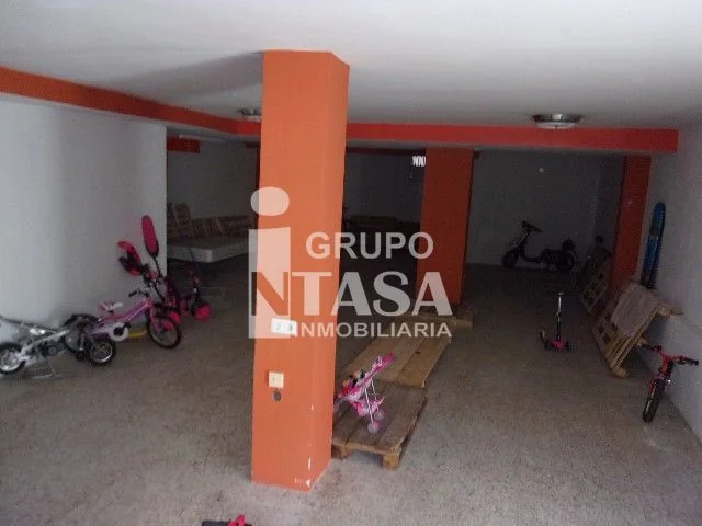 Local comercial cerca del hospital, 105 m²