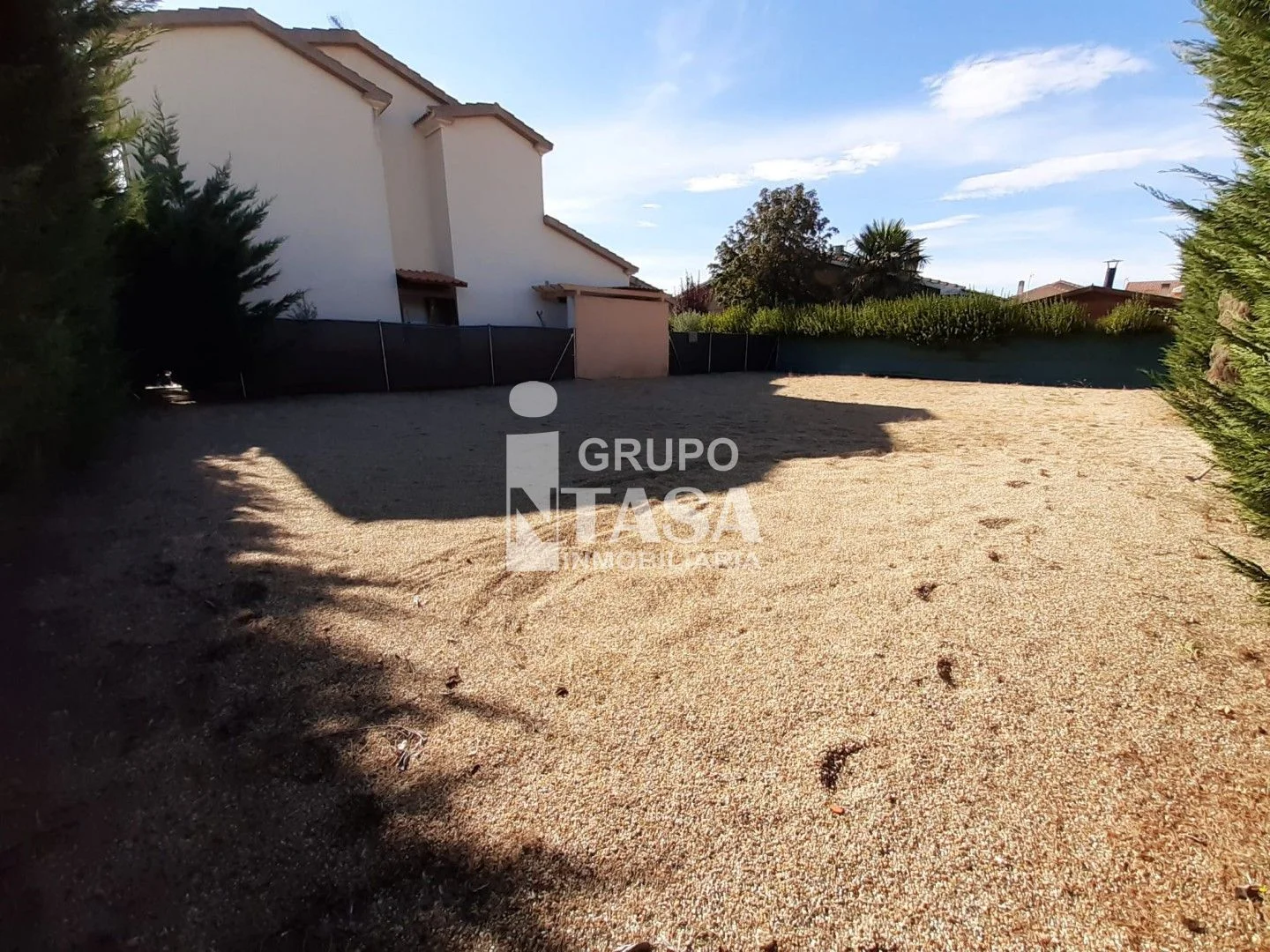 Parcela urbana en Villaralbo, 302 m²