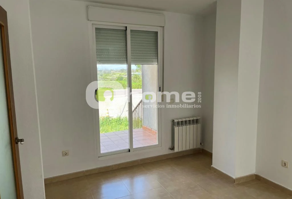 Adosado VPO en Bermillo, 3 habitaciones