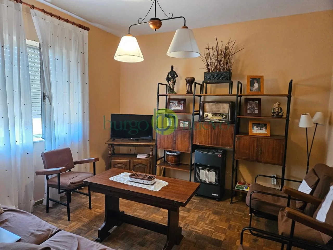 Casa de siete dormitorios junto al río