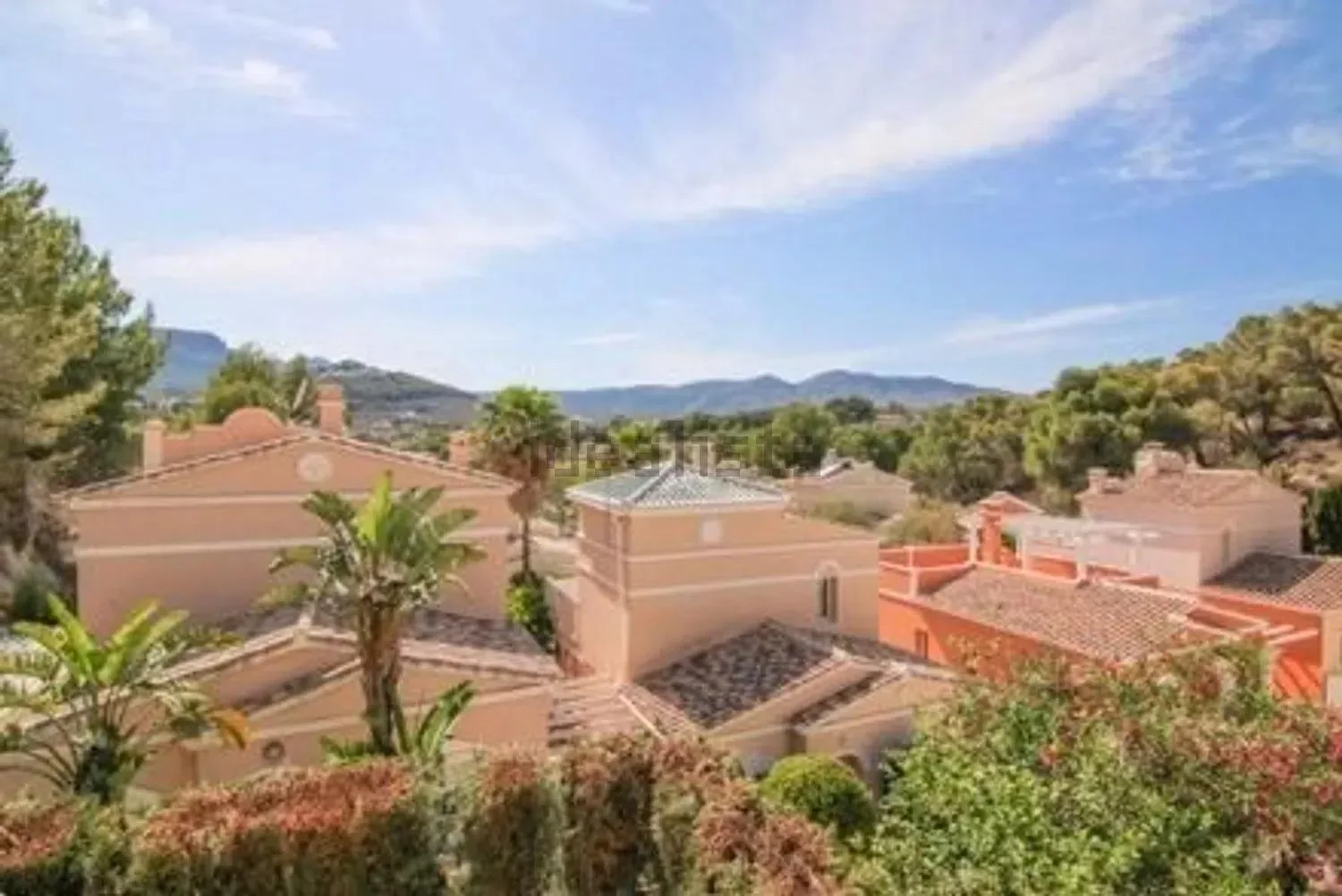 Reformed Calpe chalet, three bedrooms