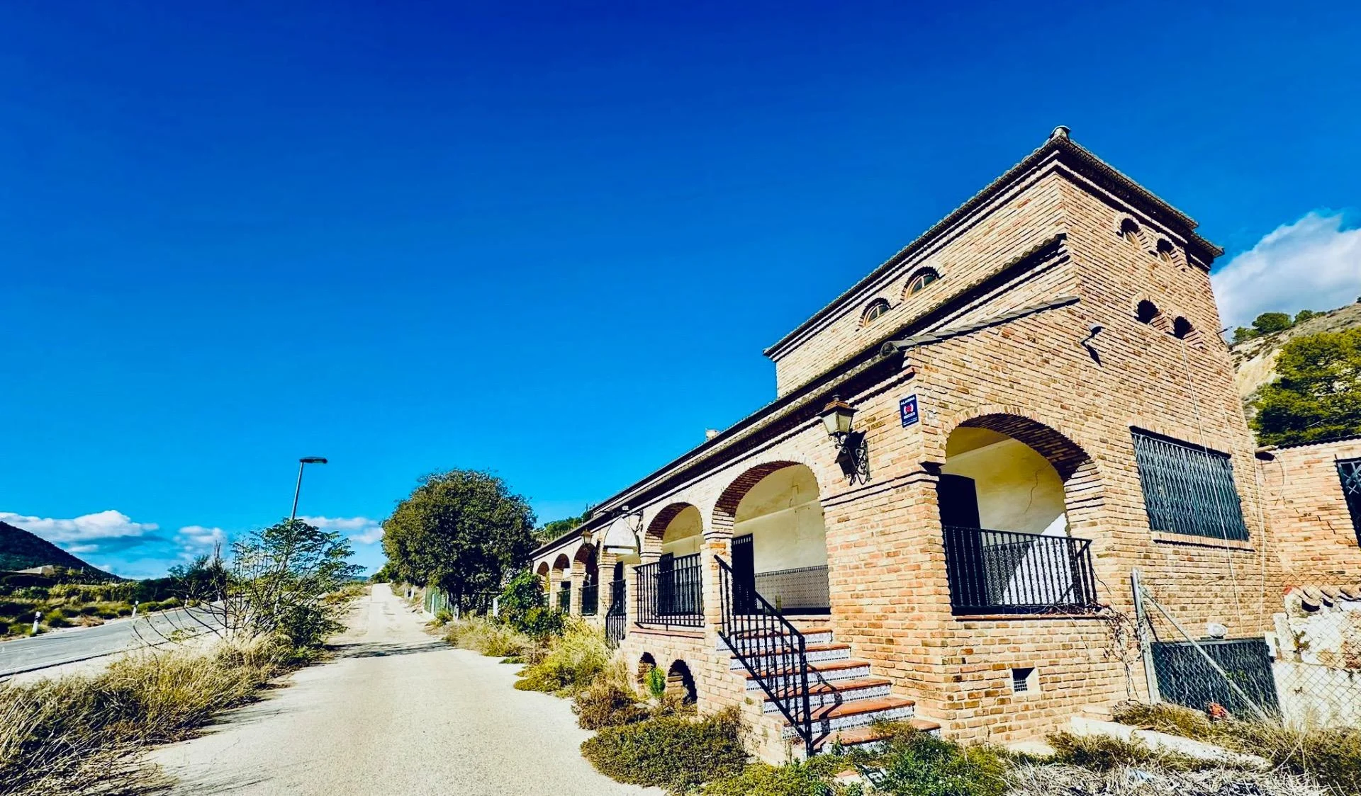 Gran activo hostelero de 906 m² en Finestrat