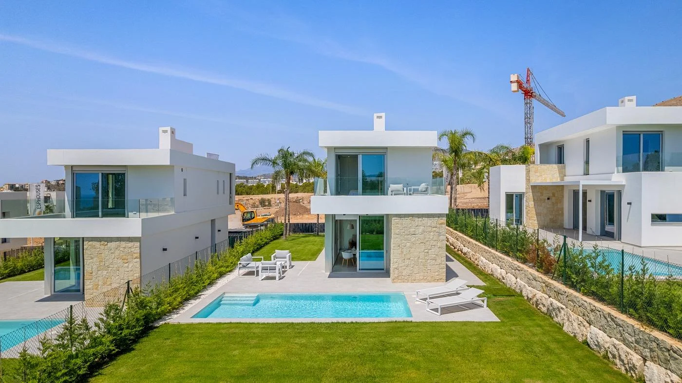 Modern Finestrat villa, 3 bedrooms