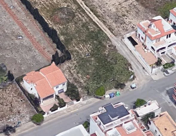 Solar urbano en Nules, 988 m²