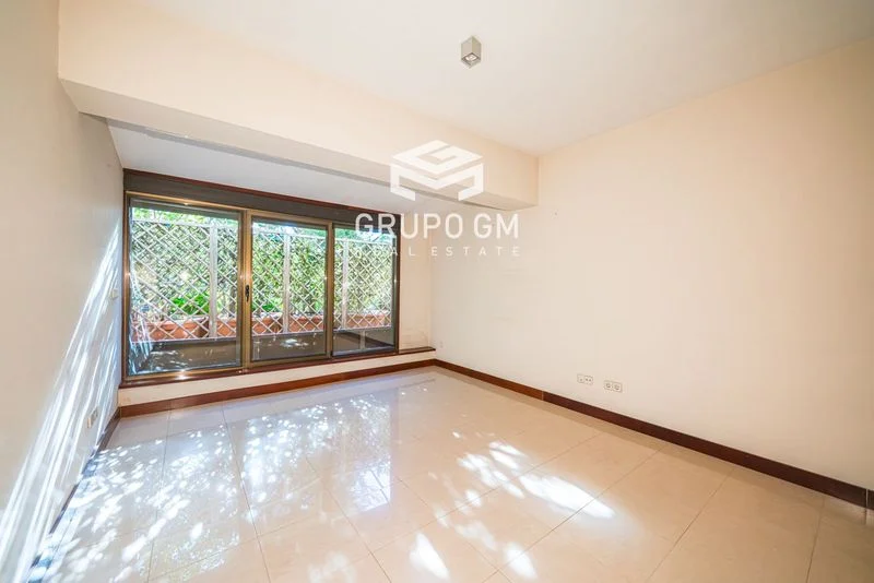 Piso alto en Salamanca de 114 m² y 2 dormitorios