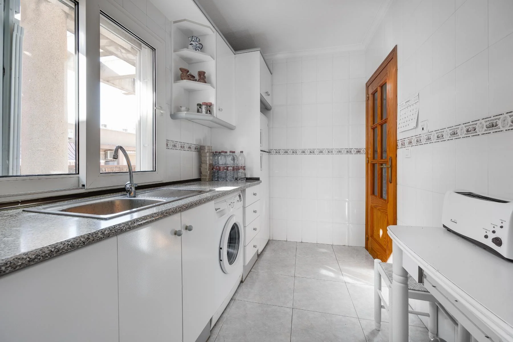 Sunlit Torrevieja penthouse, 2 bedrooms