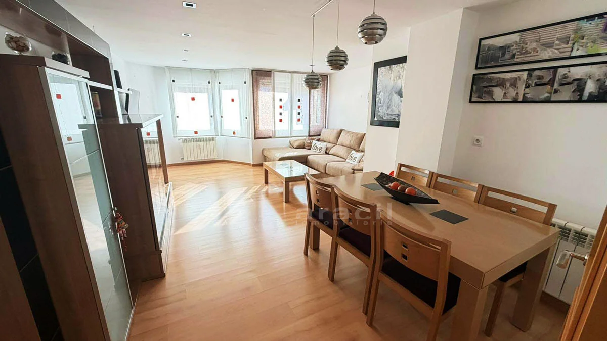 Spacious Santa Rosa property, three bedrooms