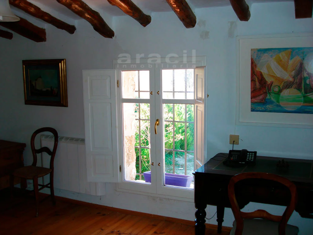 Restored masia in Penáguila, four bedrooms