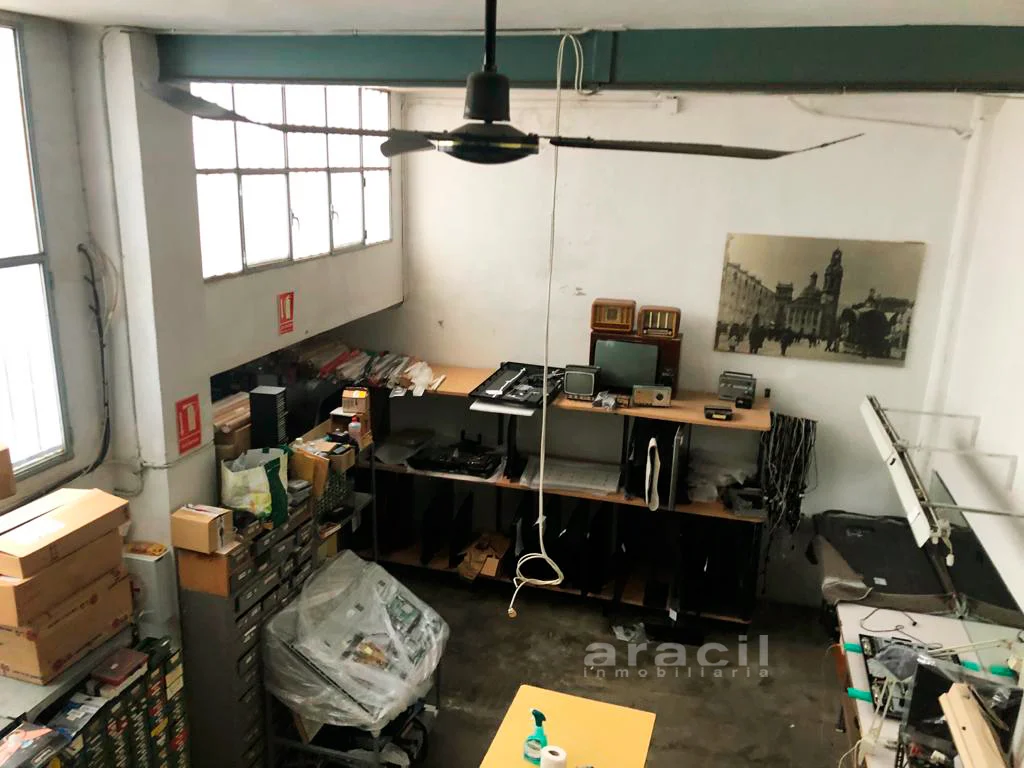Local comercial en Zona Alta, 108 m²