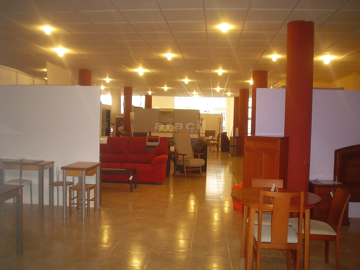 Gran local comercial en Zona Norte de Alcoy