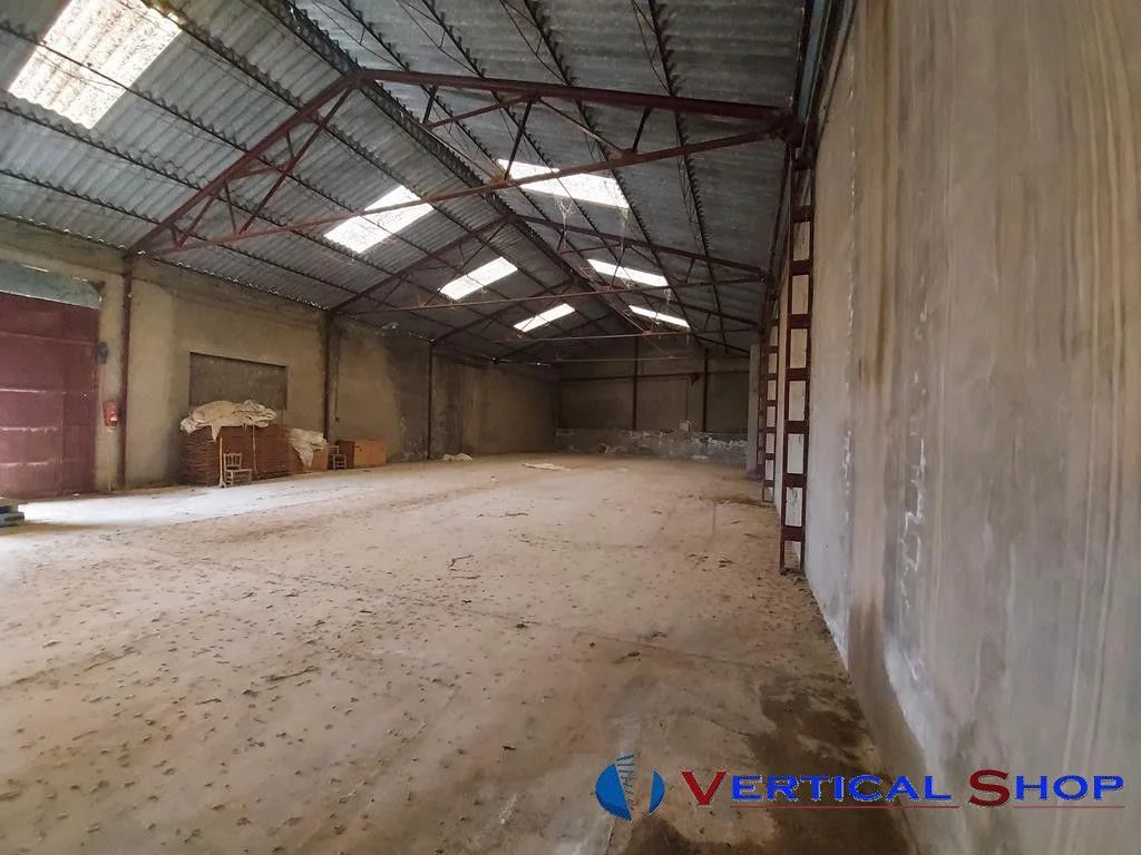 Large industrial warehouse in Caudete