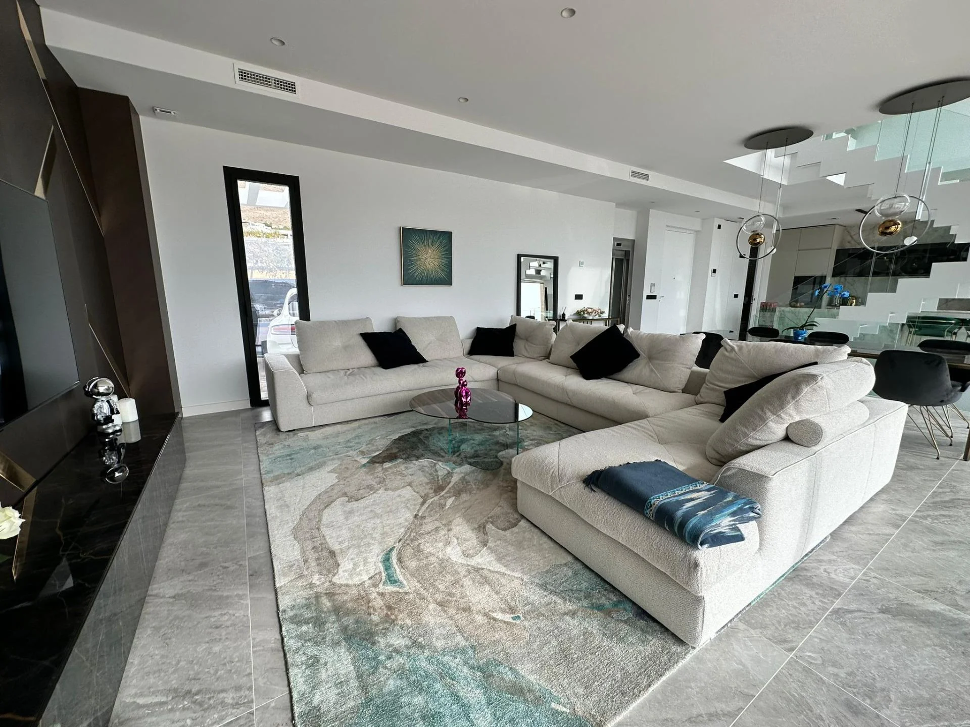 Villa nueva en Finestrat, 4 dormitorios