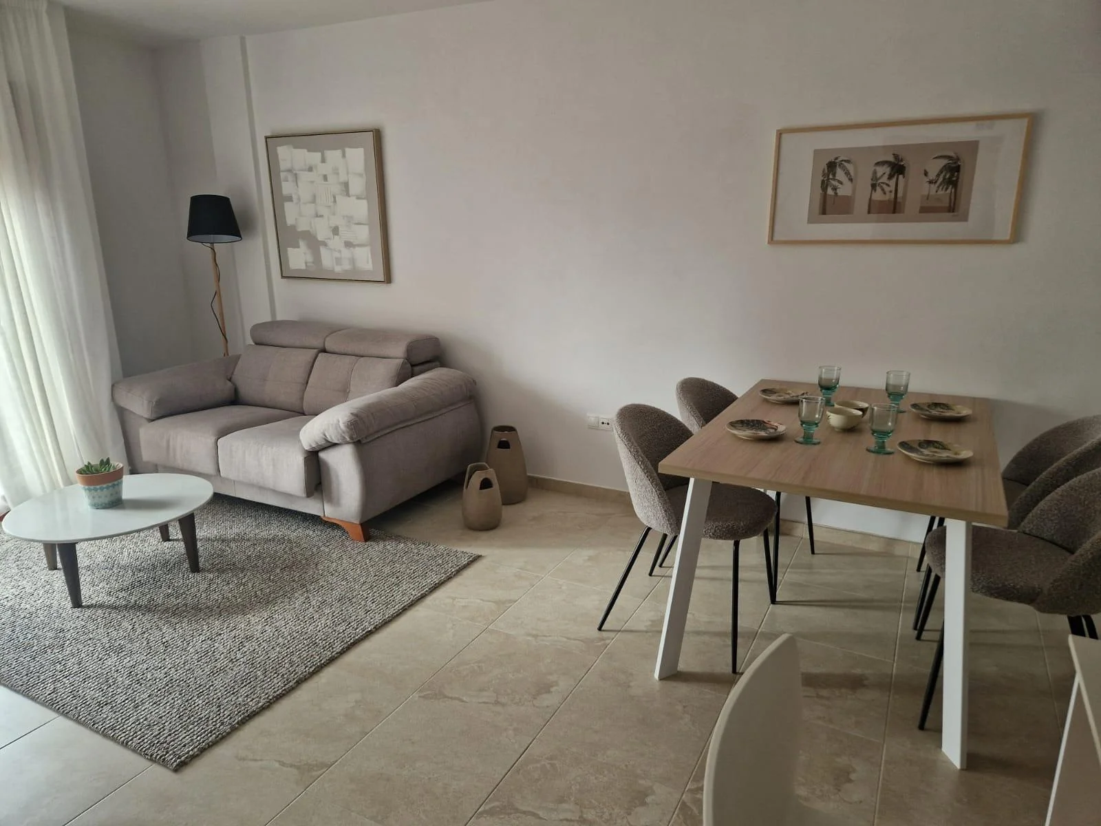 Two-bedroom apartment in Avileses area