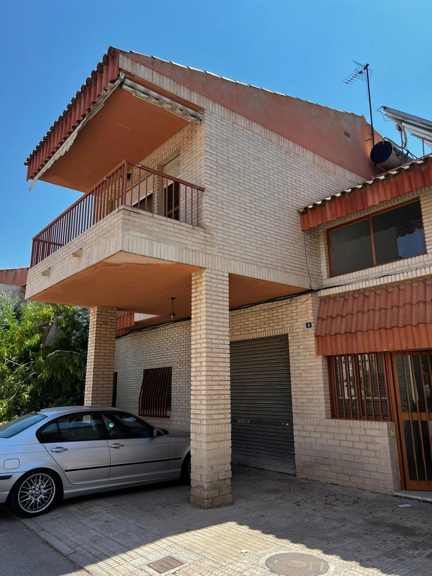 Chalet para reformar con potencial de segunda vivienda
