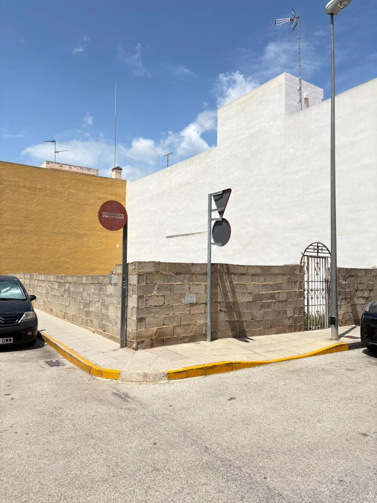 Parcela urbana de 186 m² en Los Palacios