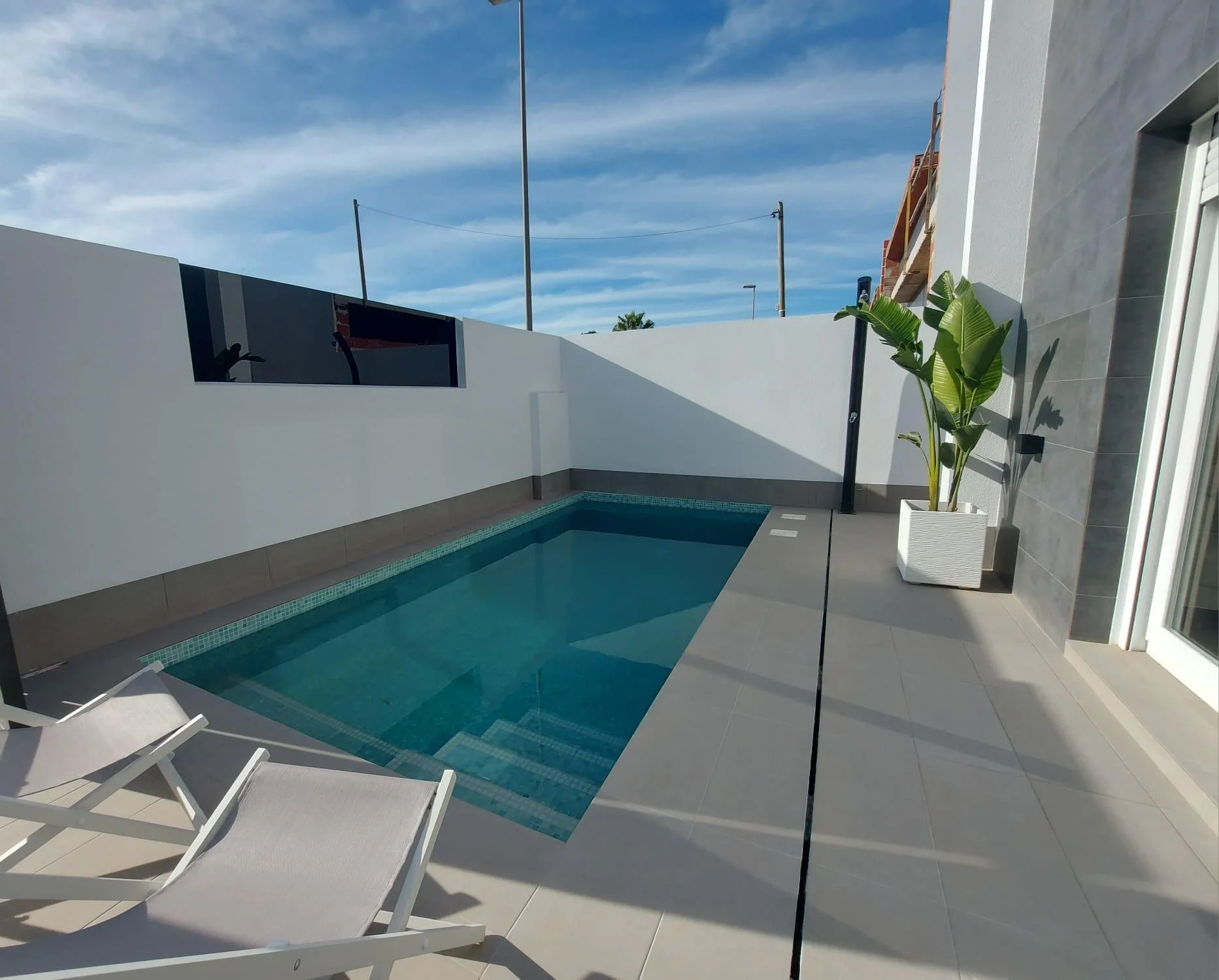 Villa nueva en Roldán, tres dormitorios