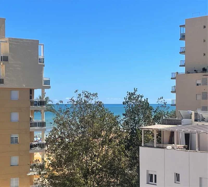 Sea-view apartment near Gandia beach
