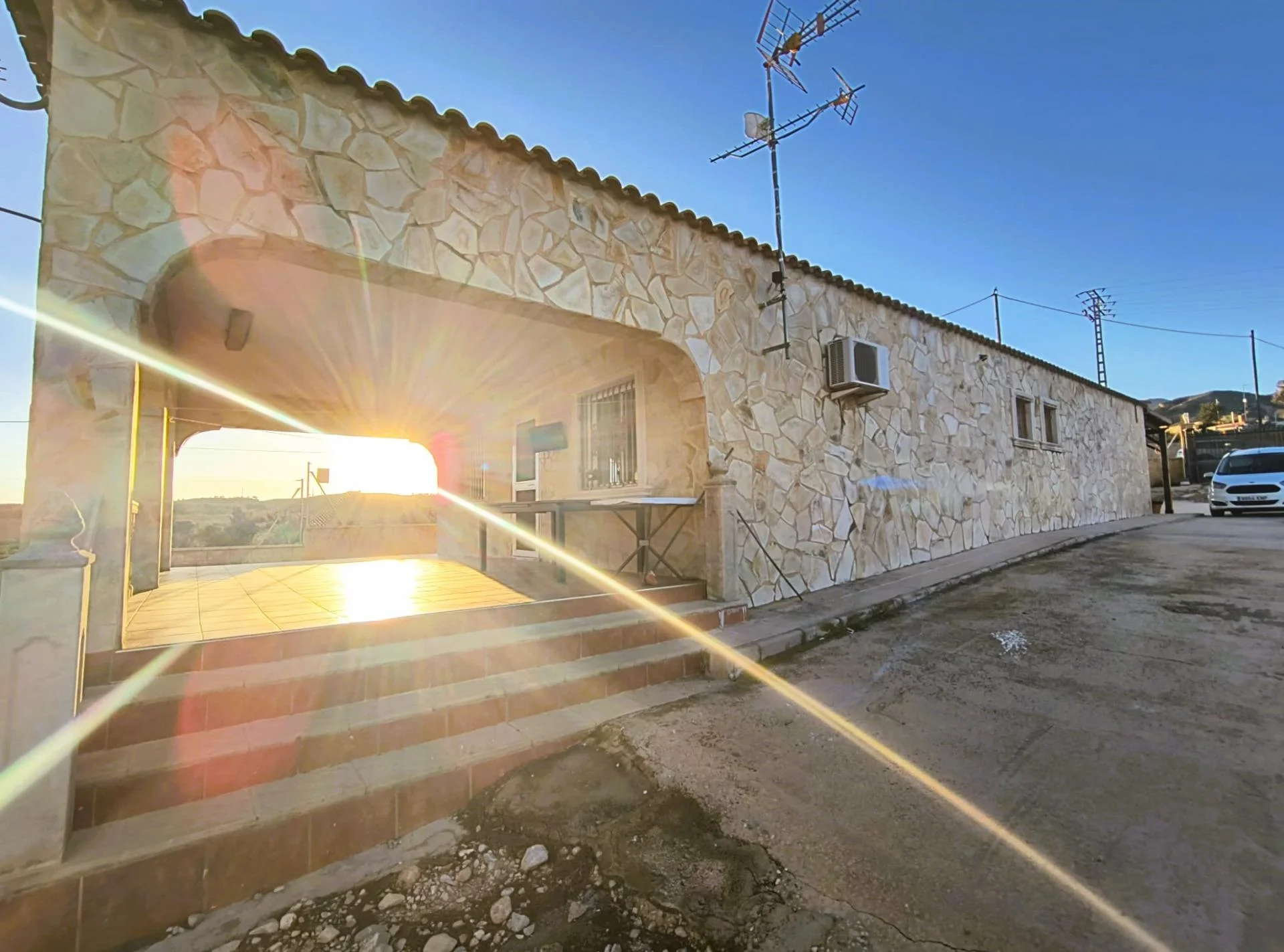 Chalet cerca de Crevillent con piscina