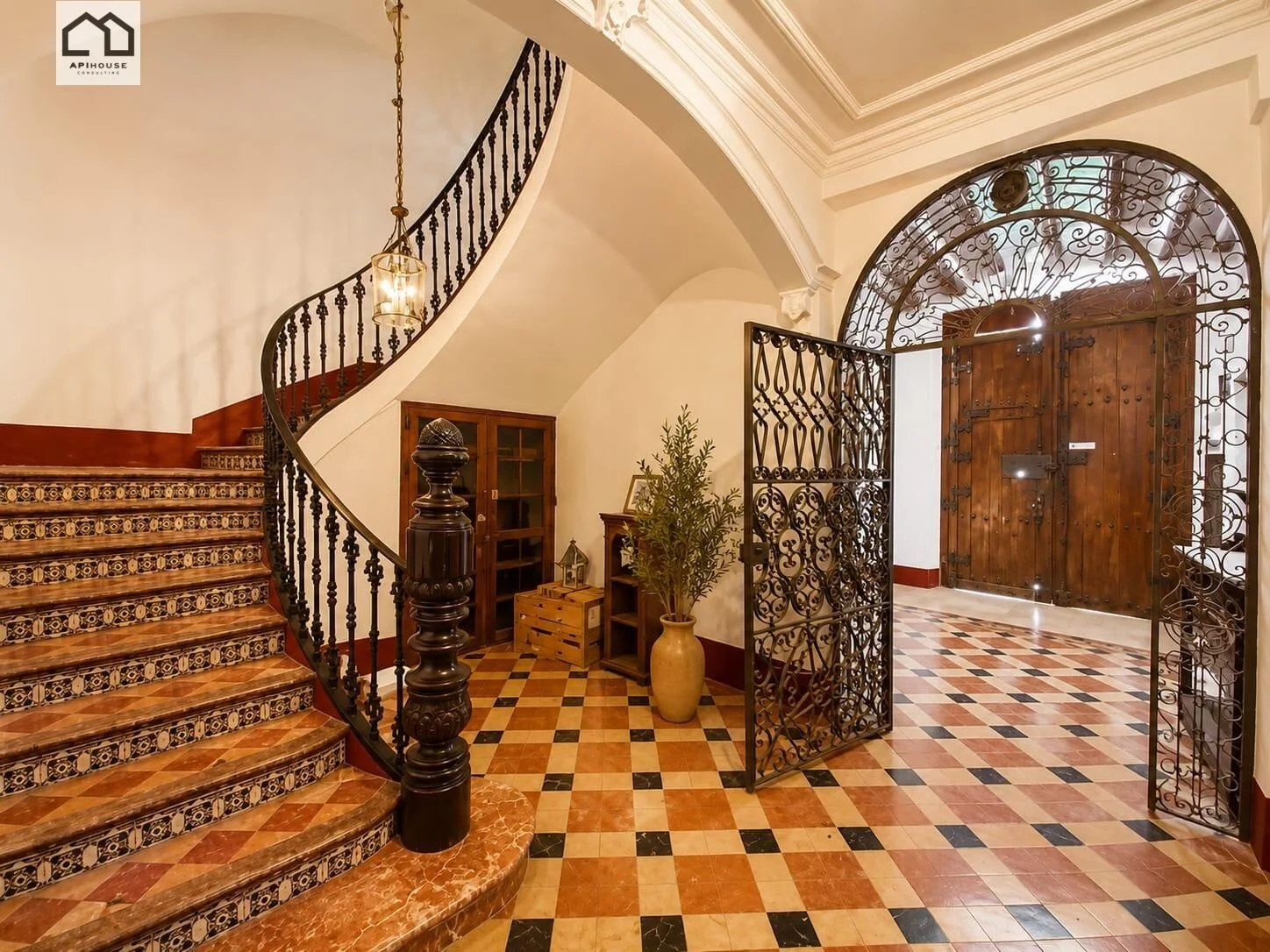 Historic Sax apartment with four bedrooms