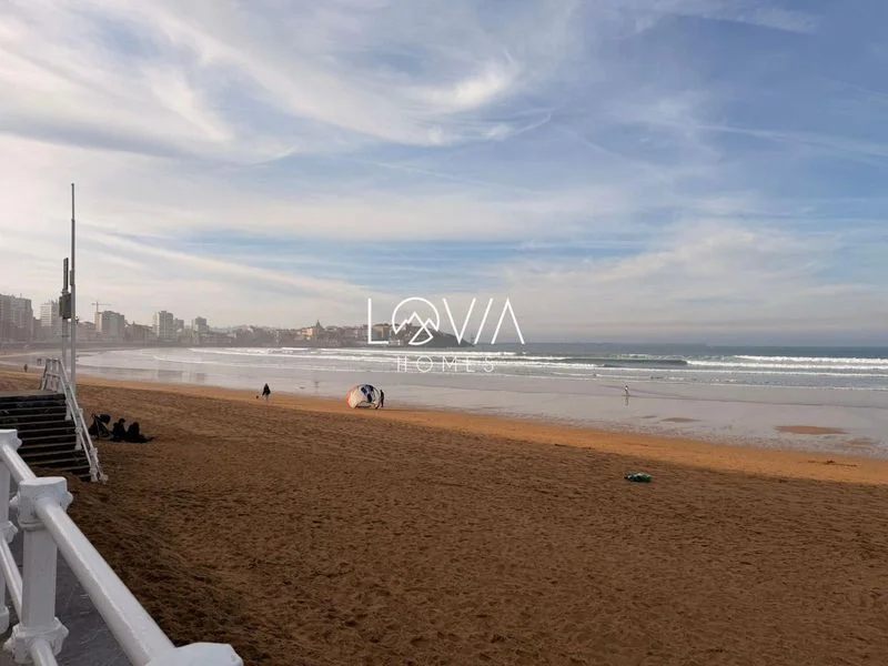 New-build seafront flats in Gijón