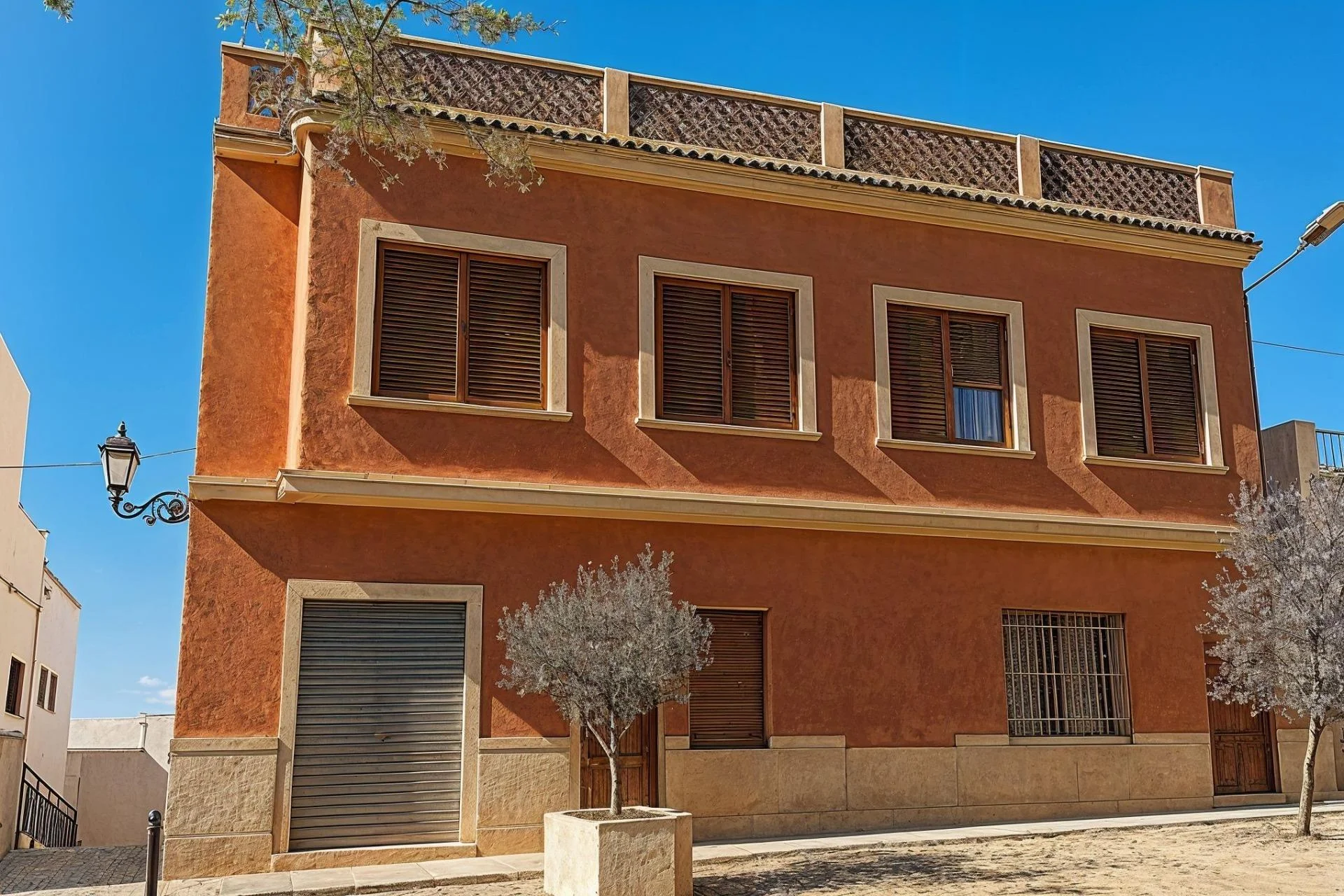 Historic Paterna house with rooftop terrace
