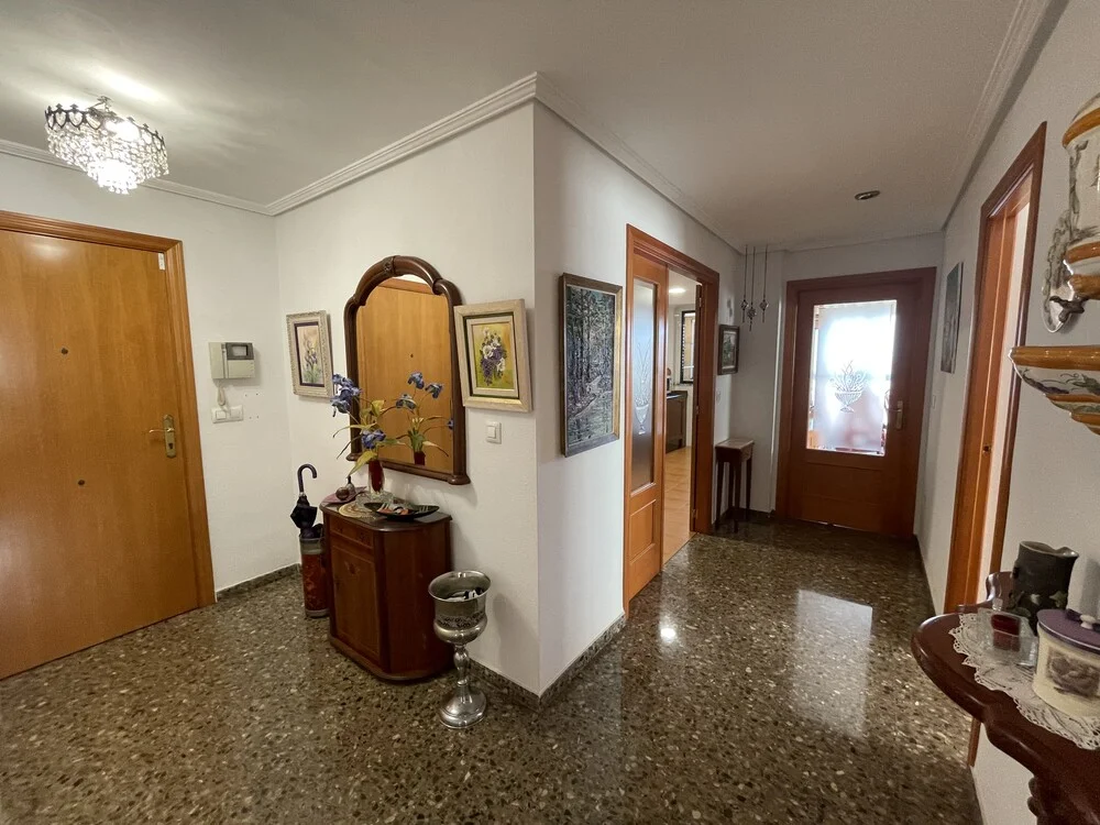 Bright exterior flat, 3 bedrooms