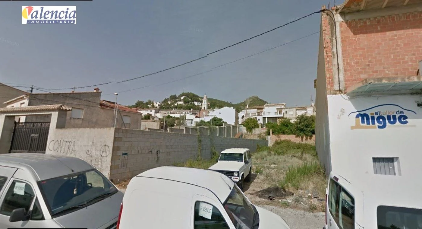 Solar urbano cerca del mar, 357 m²