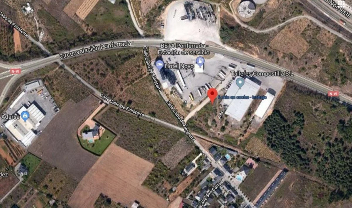Industrial plot near Camino Santiago