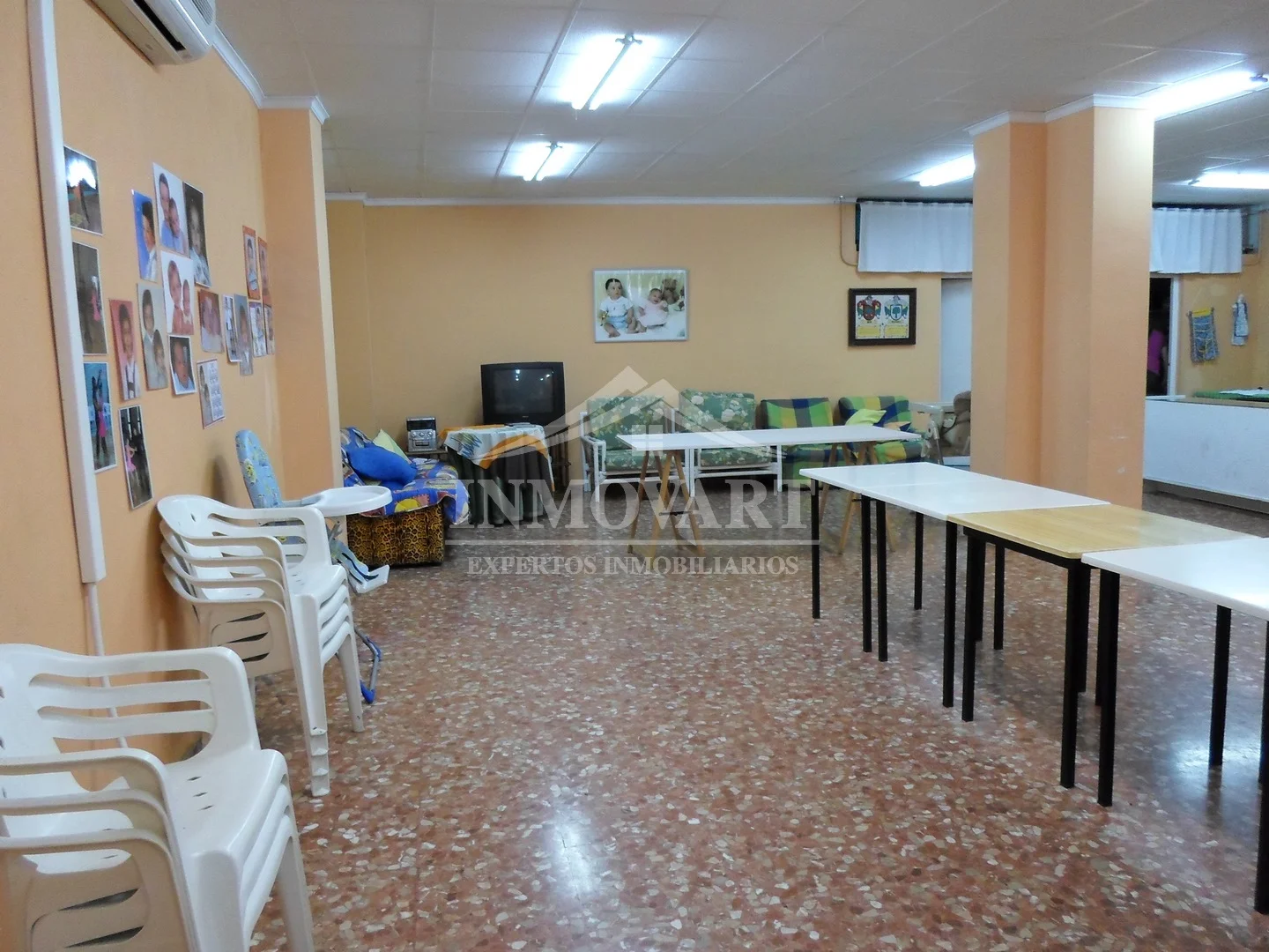 Central commercial premises, 118 m²