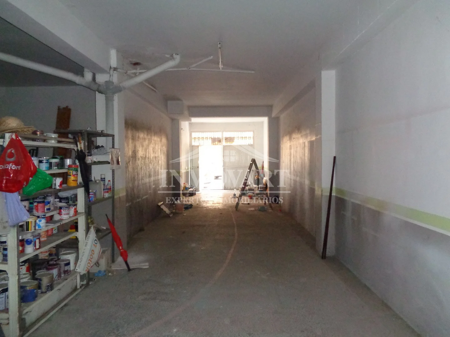 Street-level commercial premises, 205 m²