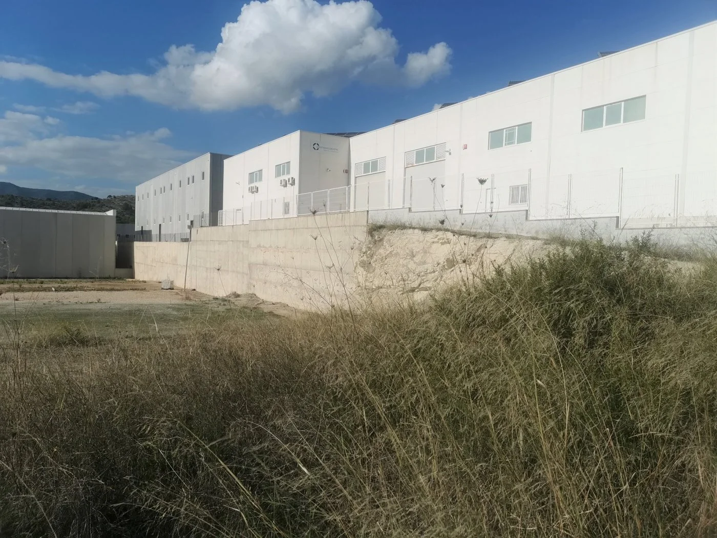 Industrial plot in Ontinyent, 1,700 m²