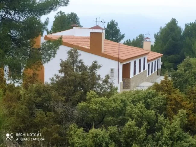 Rural estate with 9 bedrooms and pool