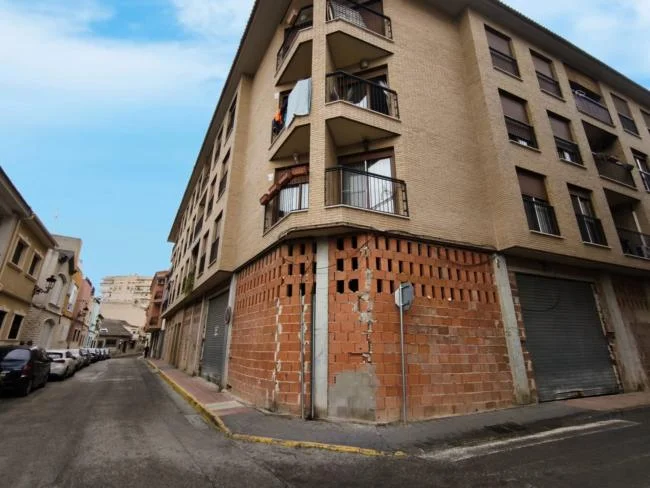 Local comercial céntrico en Archena, 1.512 m²