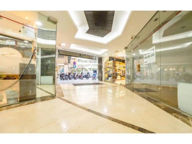 Central Murcia commercial unit, 28 m²