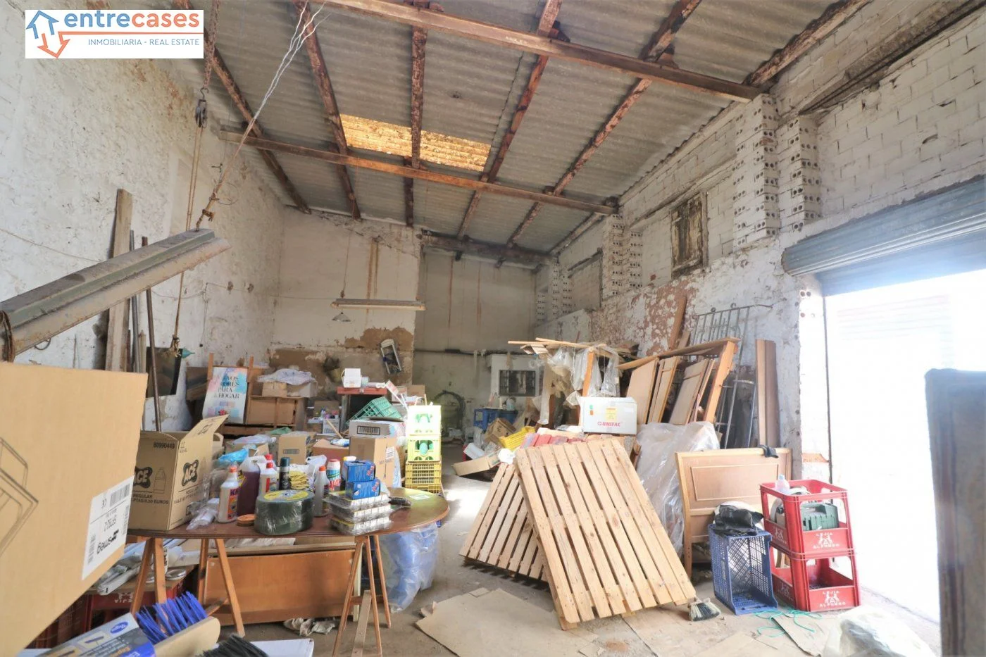 Faura warehouse renovation, 494 sqm