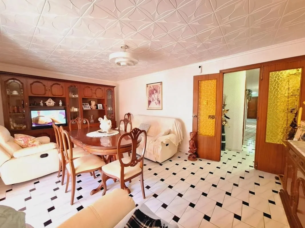 Three-bedroom apartment near Acequion sea