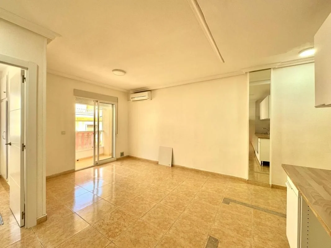 Apartamento reformado en Torrevieja, 2 dormitorios