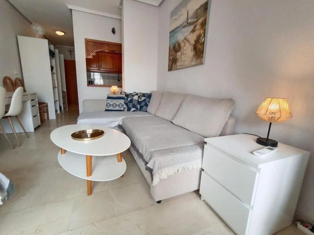 Sea-adjacent unit, 37 m² Habaneras