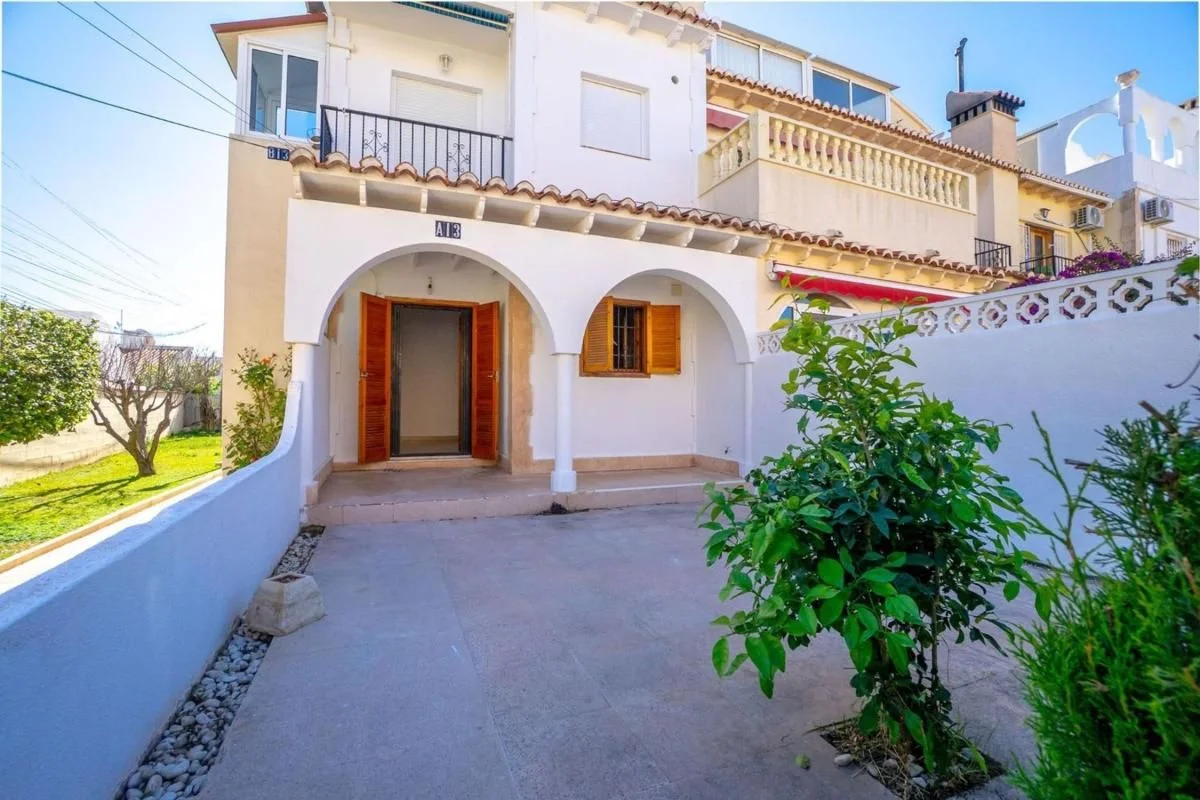 Apartamento en planta baja con jardín privado