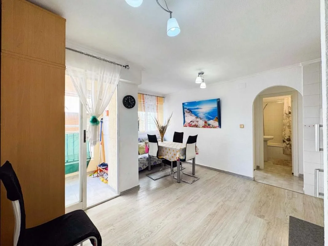 Apartamento en Torrevieja orientado al oeste