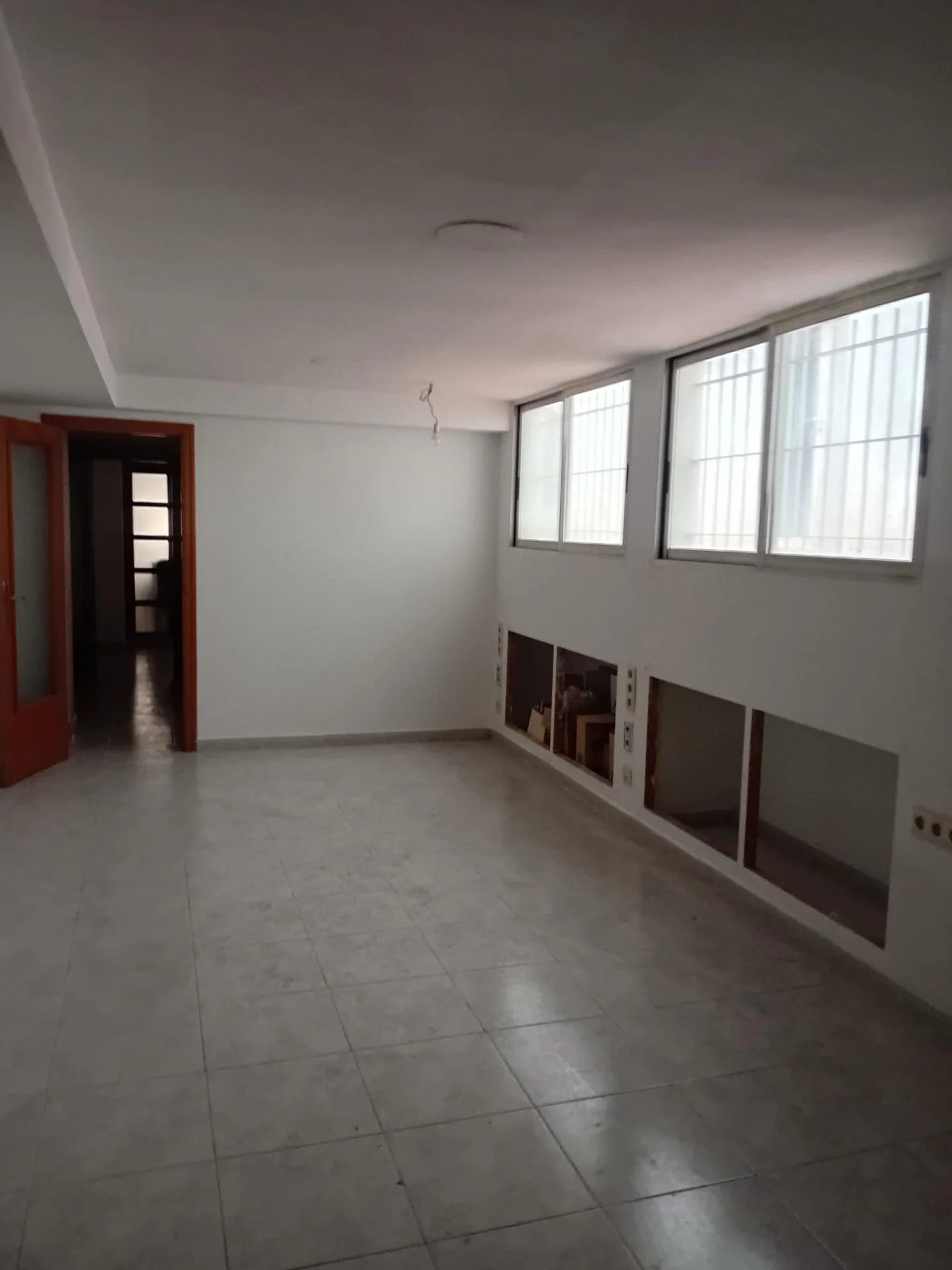 Office in Los Ángeles, 160 m²