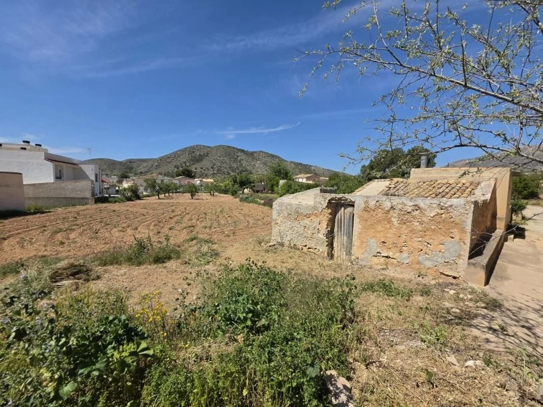 Parcela urbana en La Canalosa, 280 m²
